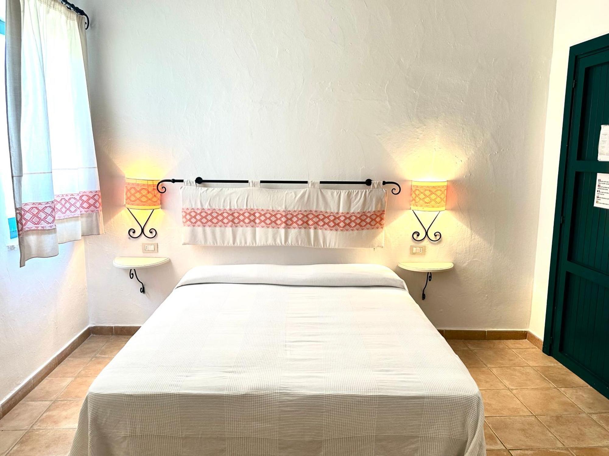 Acqua Di Mare Hotel E Resort Sorso Ngoại thất bức ảnh