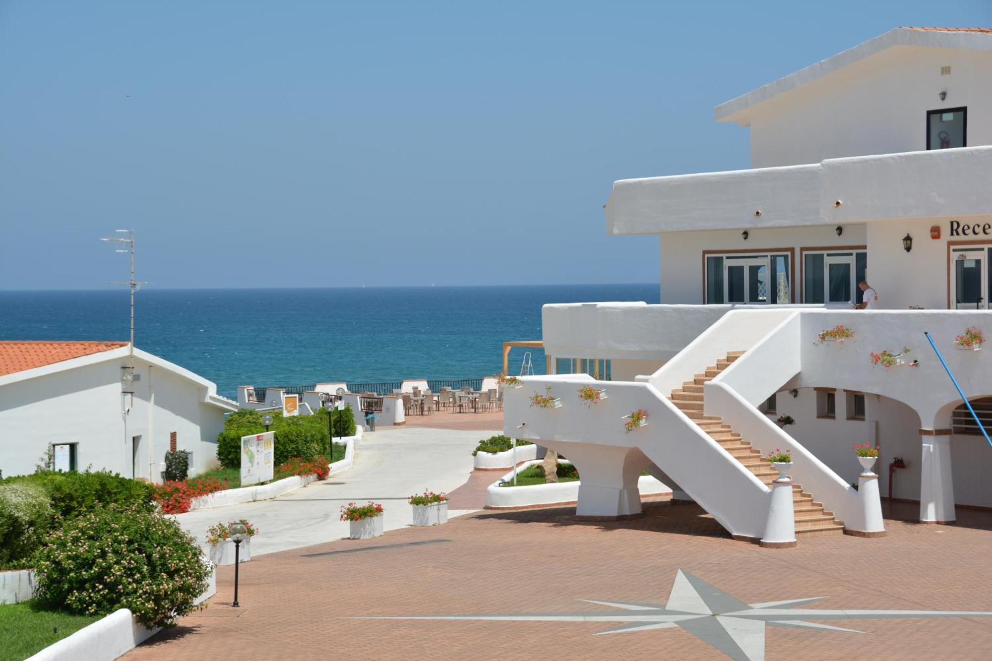 Acqua Di Mare Hotel E Resort Sorso Ngoại thất bức ảnh